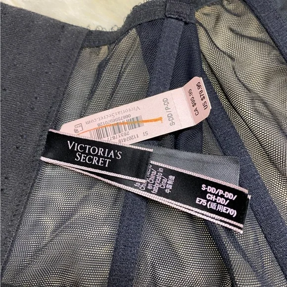 Victoria’s Secret Very Sexy Black and Purple Floral Corset - Picture 6 of 9